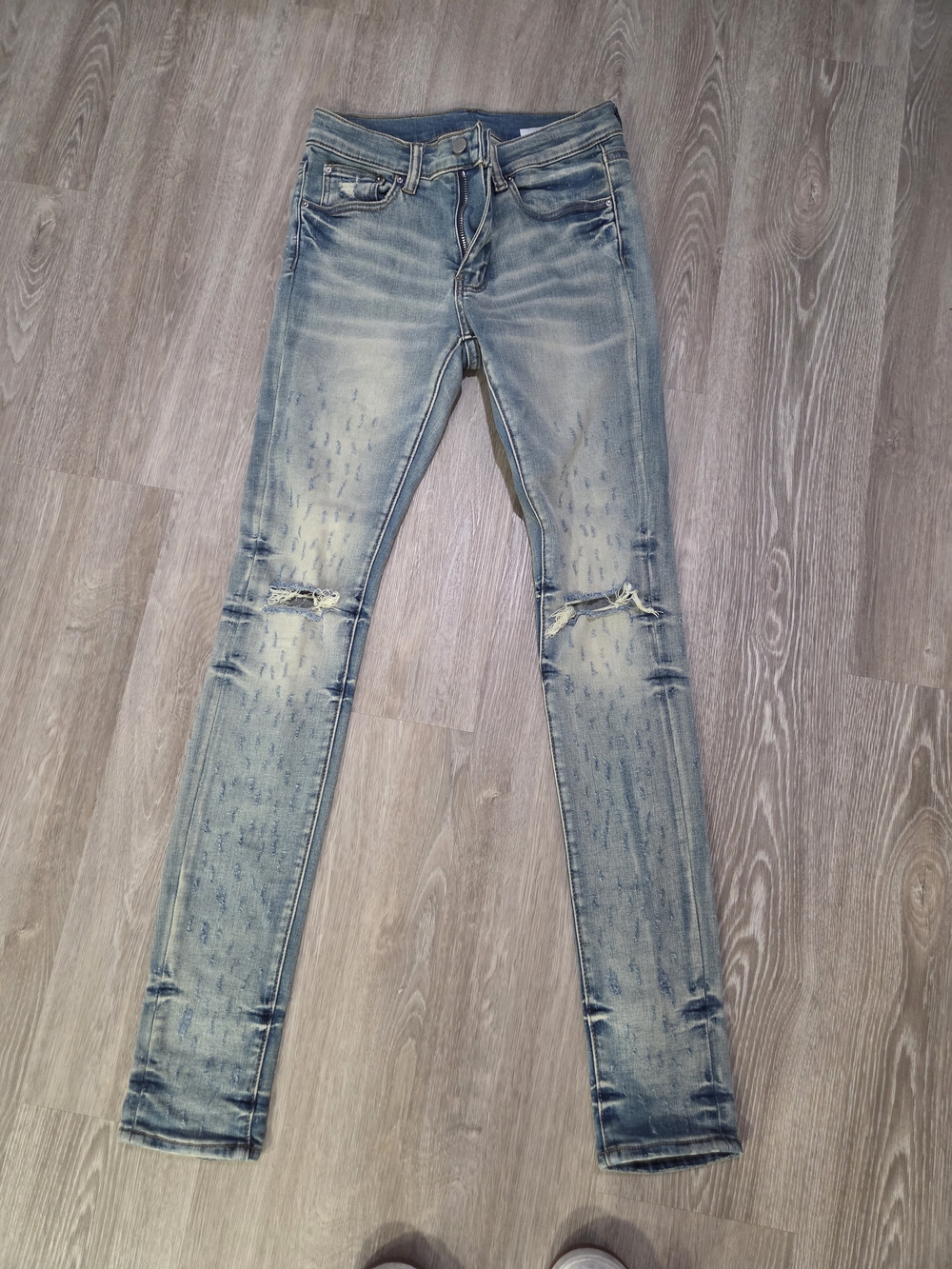 MNML Light Blue Skinny Jeans with Knee Rips